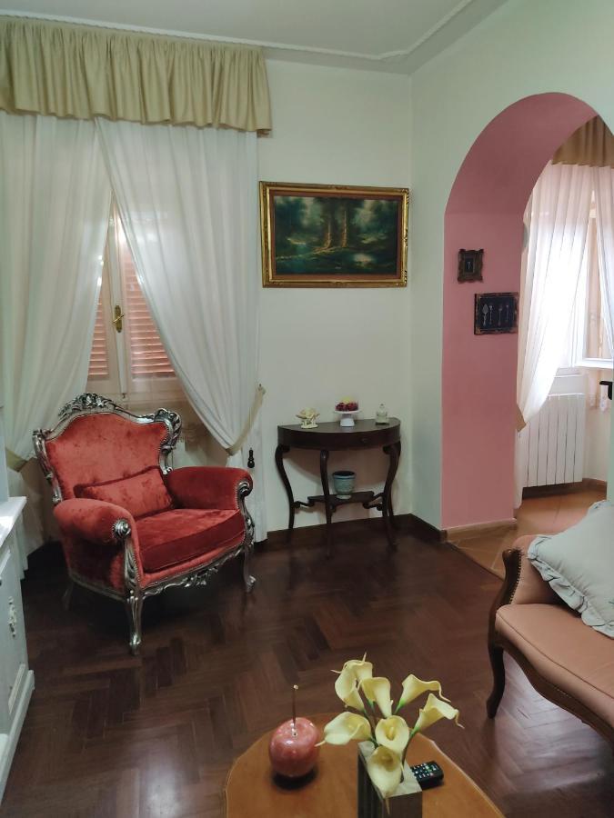 La Bouganville E Il Gelsomino Pietrasanta Kültér fotó